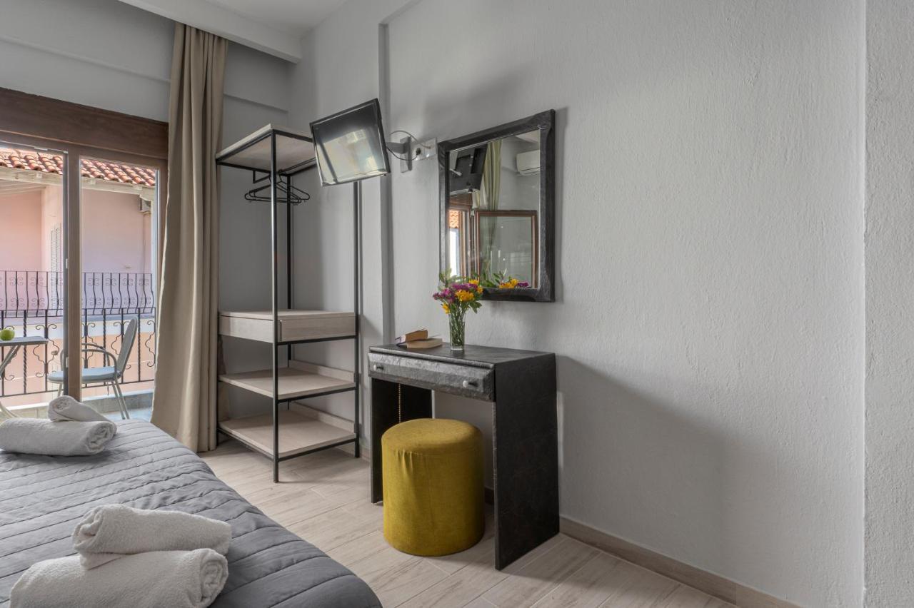 Adonis Hotel Pefkochori Extérieur photo