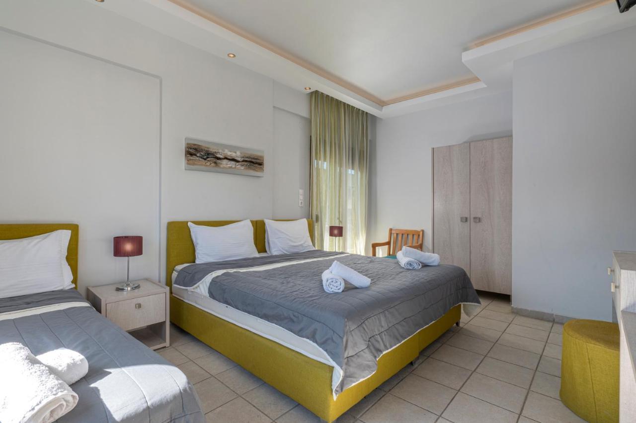Adonis Hotel Pefkochori Extérieur photo