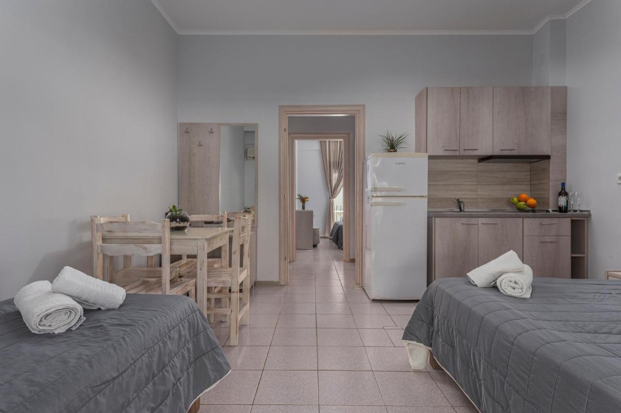 Adonis Hotel Pefkochori Extérieur photo