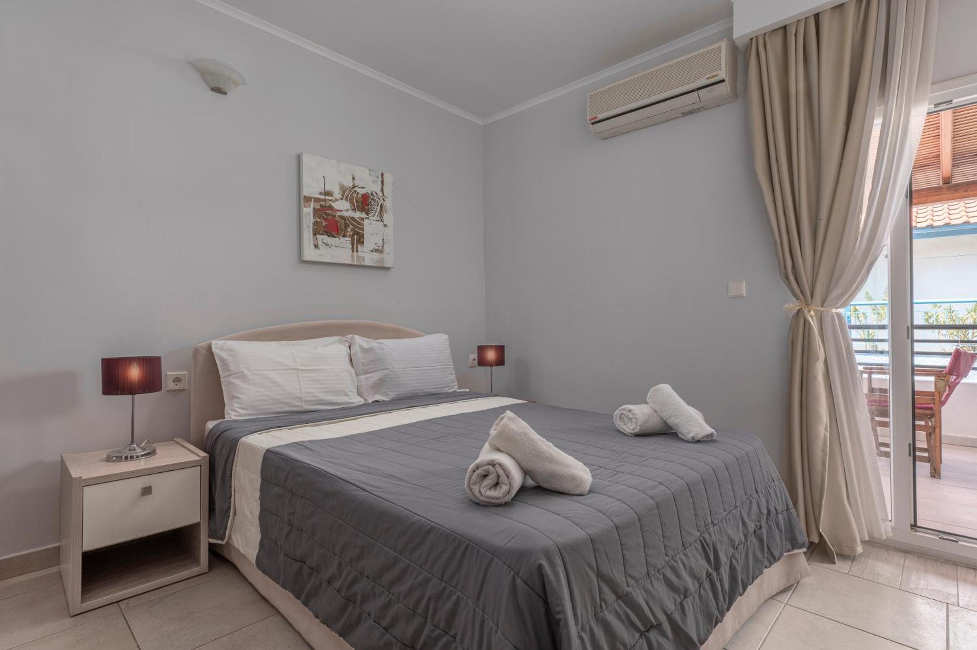 Adonis Hotel Pefkochori Chambre photo